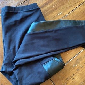 THEORY GENUINE LEATHER SIDED BLACK LEGGINGS